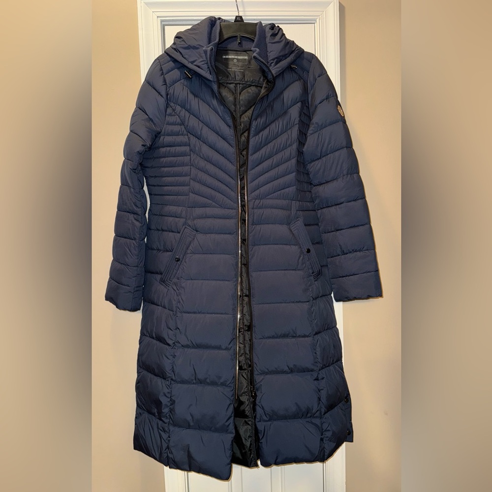 Women's Bernardo Packable Hooded Size Large